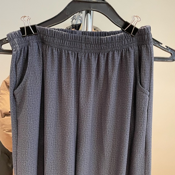 Clearance 💯 NWT Women Pants - Picture 3 of 3